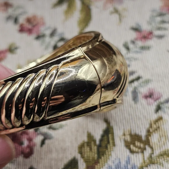 Spring Street By Nordstrom Chunky Bold Rhinestone Goldtone Clamper Bracelet - Picture 6 of 7